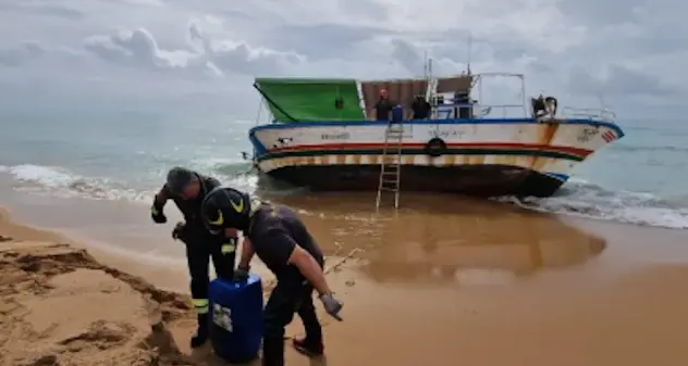 Migranti: naufragio Selinunte, proseguono le ricerche dei dispersi in mare