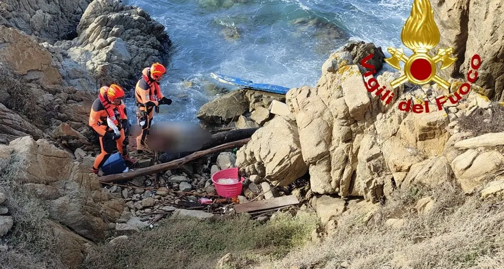 La Maddalena. Perde il controllo della barca e lancia l'sos: il cadavere rinvenuto sugli scogli