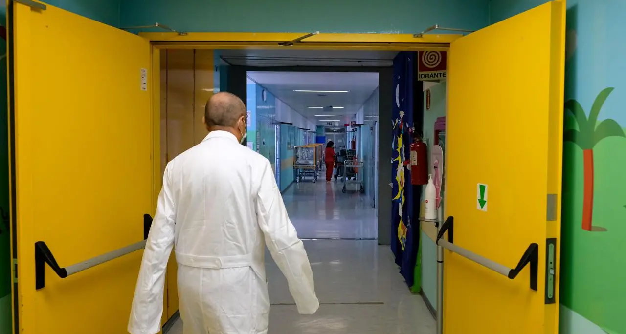 Isolato a Roma primo virus sinciziale in Italia