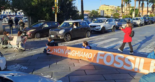 Protesta a Cagliari, foglio di via per attivisti di Ultima Generazione