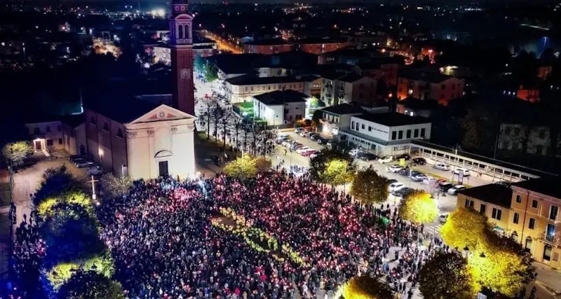 Giulia Cecchettin: in migliaia alle fiaccolate per la 22enne uccisa