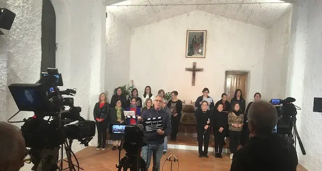 L’associazione Atlantide racconta il rosario cantato. Il progetto Boghes diventa un video Youtube