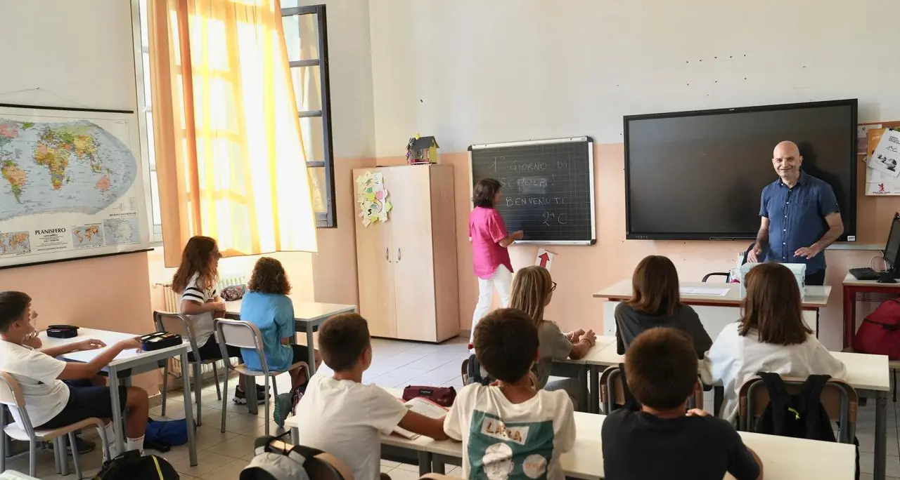 Salute, l'indagine: \"Il 94% dei giovani chiede l'educazione affettiva e sessuale a scuola\"