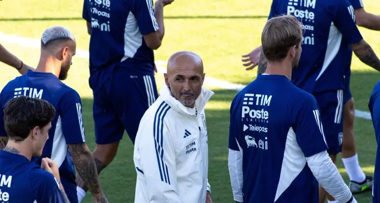 Calcio: Spalletti, 'Juve-Inter da scudetto? E' troppo presto, Milan e Napoli ancora in corsa'