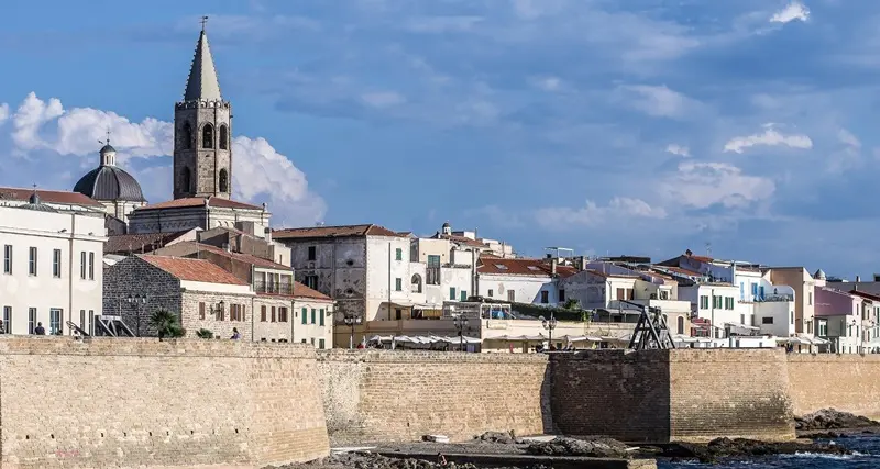 Alghero, opposizione all'attacco: \"Conoci non in grado di gestire la città\"