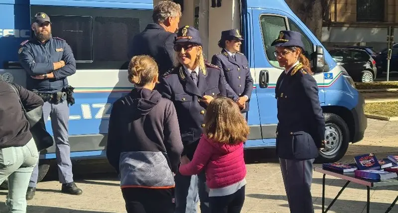 Violenza sulle donne. Iniziative della Polizia di Cagliari