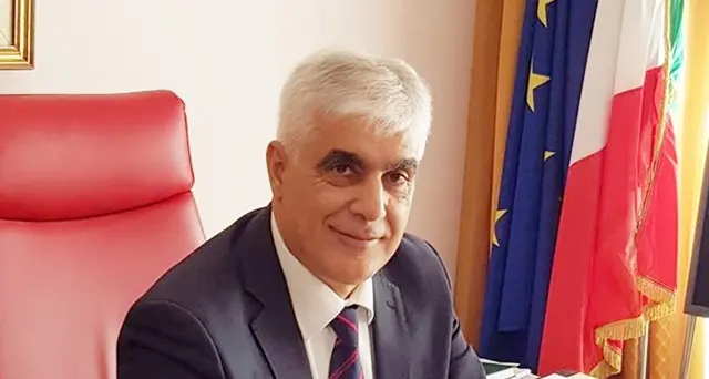 Fine del lockdown, il sindaco Dessì: “Dal 4 maggio ok alle passeggiate in spiaggia e alla Comunità montana”