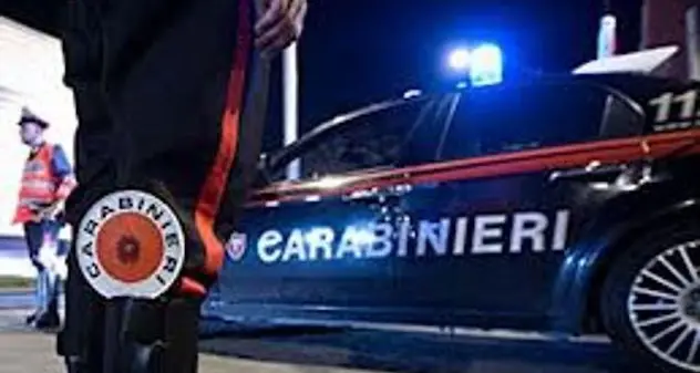 Coronavirus. Cena in casa tra parenti: il vicino chiama i carabinieri