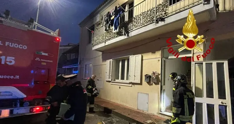 Esplosione in una palazzina a Olbia, 3 persone intossicate