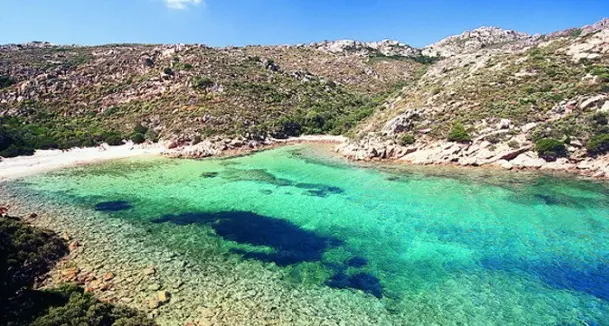 Riapre Caprera, ma a La Maddalena i parchi rimangono chiusi