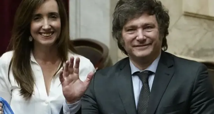 Javier Milei ha giurato, è il nuovo presidente dell'Argentina