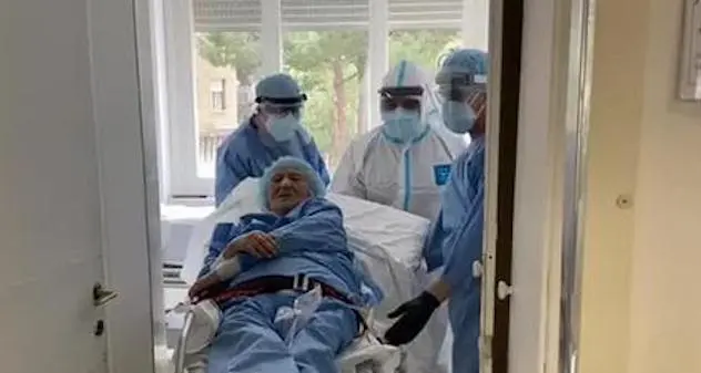 Coronavirus. Nonna Elisabetta, 98 anni, sconfigge il Covid-19: “Ora vi prego voglio un parrucchiere
