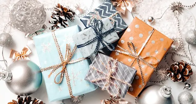 Regali di Natale low cost? Ecco 9 idee con prezzo inferiore ai 10 euro