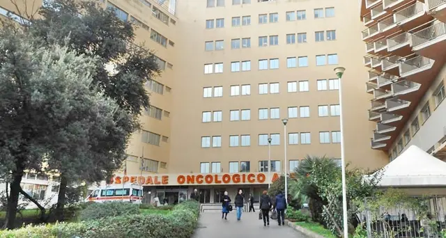 “Noi, pazienti oncologici in fila e in piedi sotto il sole per la terapia, umiliati dalla disorganizzazione”