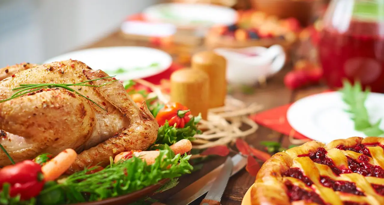Natale: come sopravvivere alle abbuffate? I consigli dei nutrizionisti