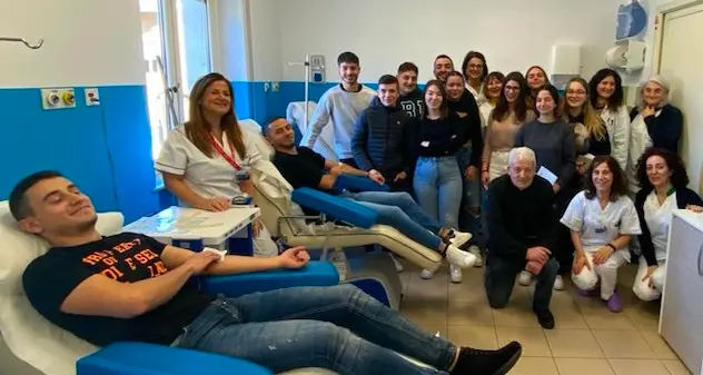 Donazione del sangue, la solidarietà degli studenti ogliastrini
