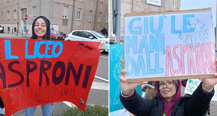 “Salviamo il Liceo Asproni”. A Nuoro il sit-in di studenti e docenti