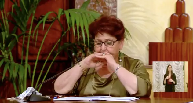 La Ministra Bellanova si commuove in diretta: \"Gli invisibili saranno meno invisibili”