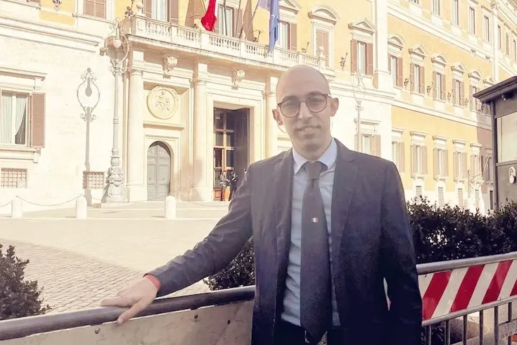 <p>Il sindaco di belv\\u00EC, Maurizio Cadau</p>\\n