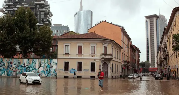 Esonda il Seveso: Milano sott'acqua