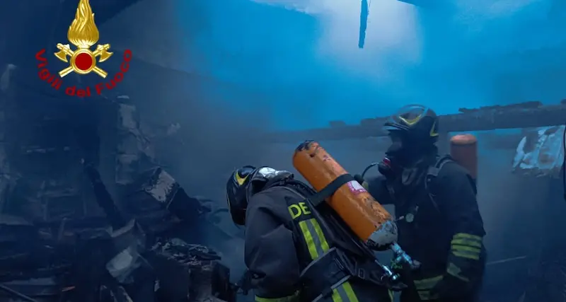 Macomer. Incendio in un’abitazione: in salvo due anziani