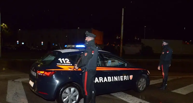 Settimo San Pietro, incendia auto per divertimento: 30enne nei guai
