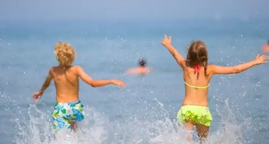 Estate 2020. Andare al mare, soprattutto con i bimbi, non sarà semplice