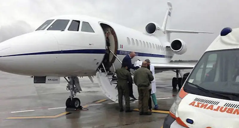 Volo urgente dell’Aeronautica da Alghero a Roma per una neonata
