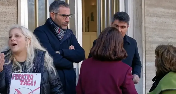 Scuola, Soddu: \"Classi istituti Deledda e Maccioni non verranno soppresse\"