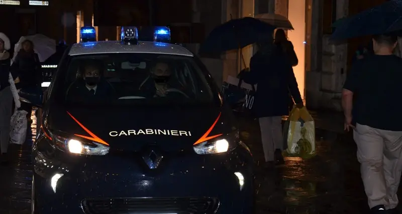 Decimomannu. Sorpreso a scassinare distributore automatico: arrestato