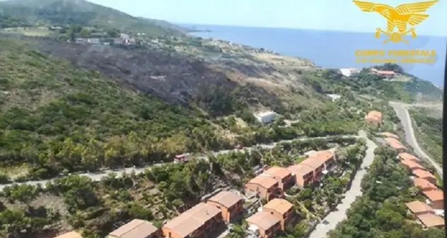 Inizia la stagione dei fuochi: oggi in Sardegna 17