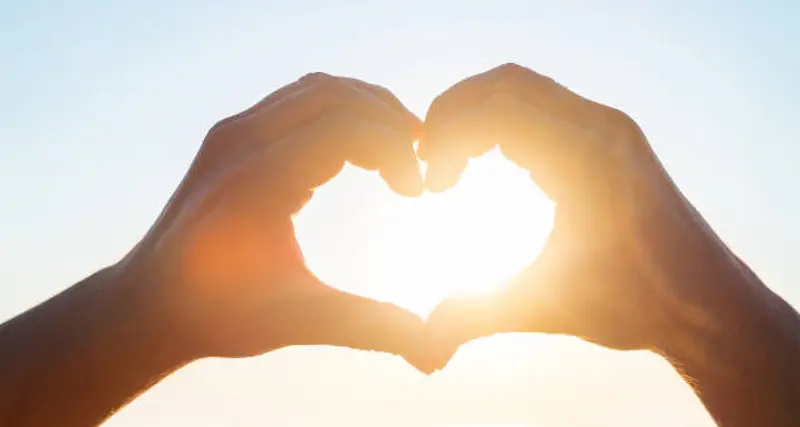 San Valentino con il sole e clima primaverile, in Sardegna 20 gradi