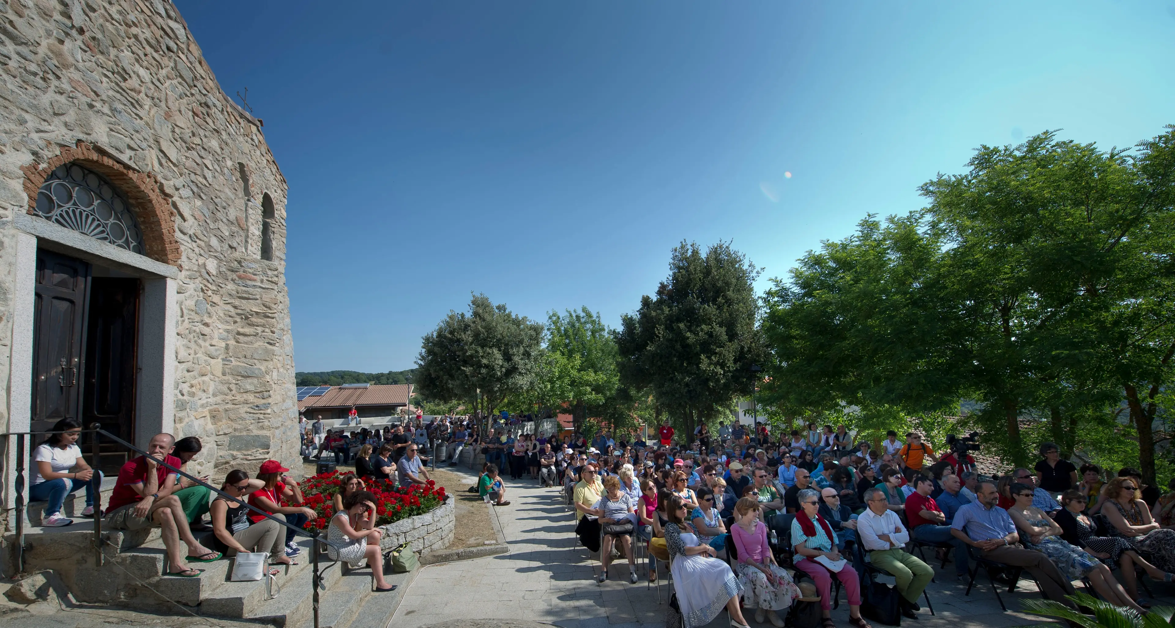 IN DIRETTA DA GAVOI. L'ISOLA DELLE STORIE - FESTIVAL LETTERARIO DELLA SARDEGNA