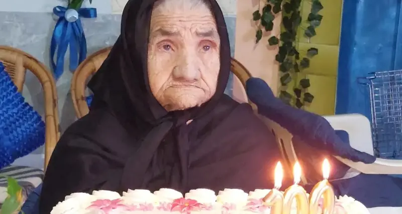 Centenari sardi. Giba in festa per nonna Marietta