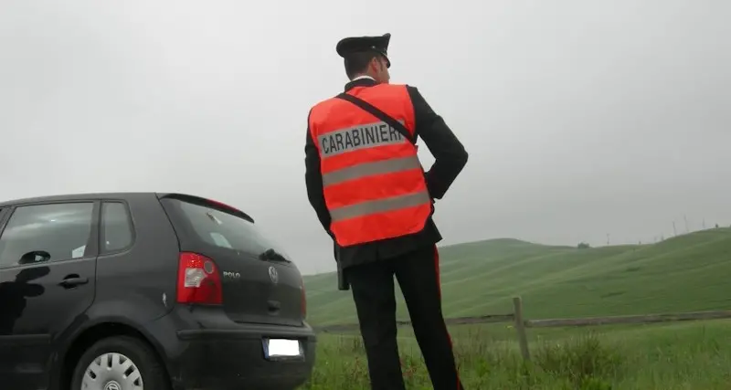 Decimomannu. Alla guida di un’Ape rubata senza patente: nei guai un 21enne