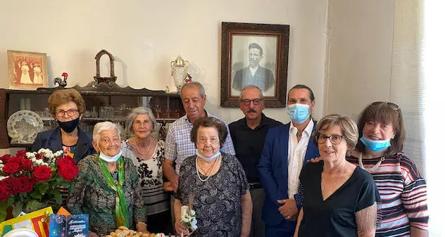 Porto Torres. La signora Caterina Piga festeggia 100 anni