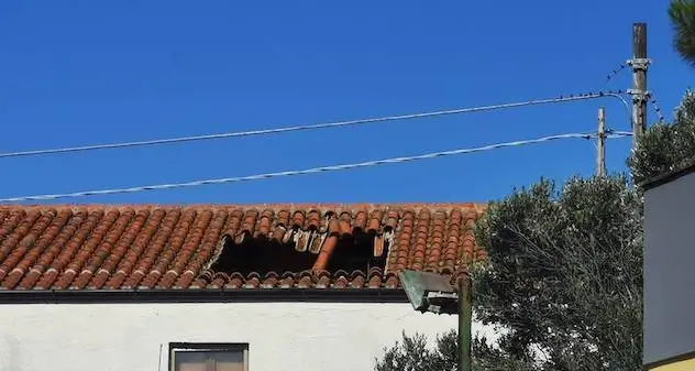 Sassari. Crolla il soffitto dell'ufficio comunale di Palmadula