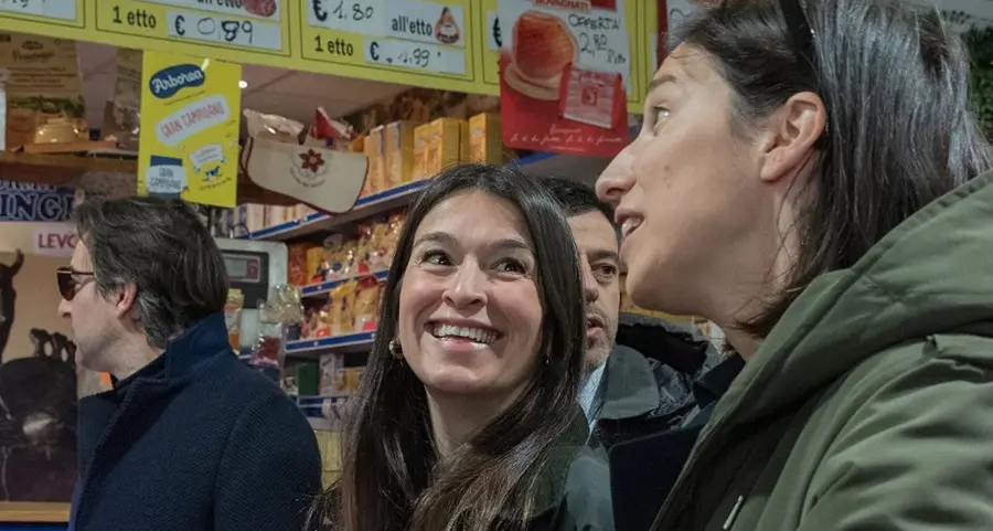 Sardegna: Camilla Soru, 'se vince Todde chiamo mio padre? Primo passo lo deve fare lui'