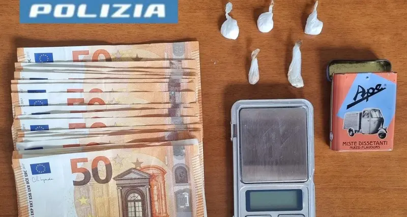 Trovato con droga e soldi: in manette un 69enne a Cagliari