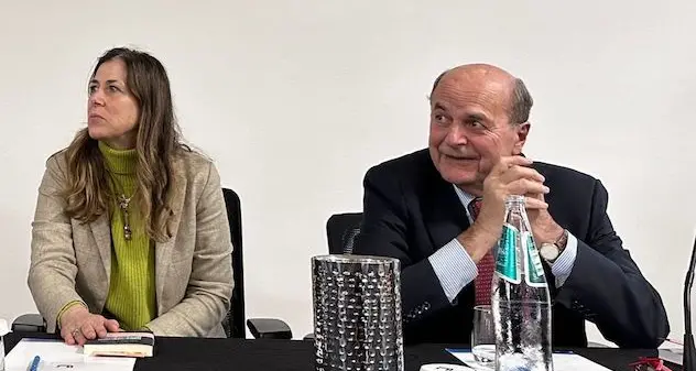 Sardegna: Bersani, 'opposizione deve capire che c'è un mondo che chiede l'alternativa'