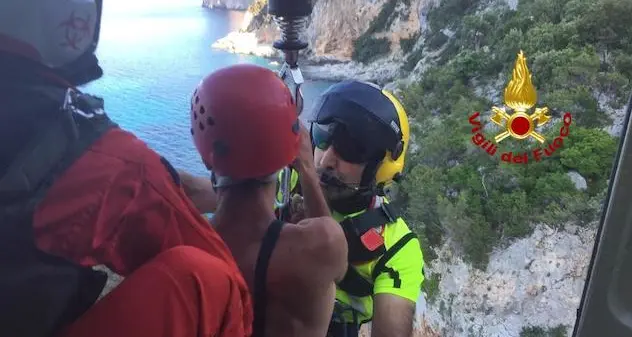 Ogliastra. Ancora un escursionista in difficoltà: straordinario il video del salvataggio