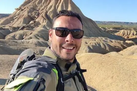 Un post tratto dal profilo Facebook di Luca Falcon, il volontario morto in un incidente stradale in Angola +++ATTENZIONE LA FOTO NON PUO\\' ESSERE PUBBLICATA O RIPRODOTTA SENZA L\\'AUTORIZZAZIONE DELLA FONTE DI ORIGINE CUI SI RINVIA+++ NPK