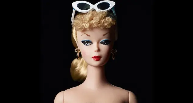 Oggi Barbie compie 65 anni, il 9 marzo 1959 il suo esordio nei negozi