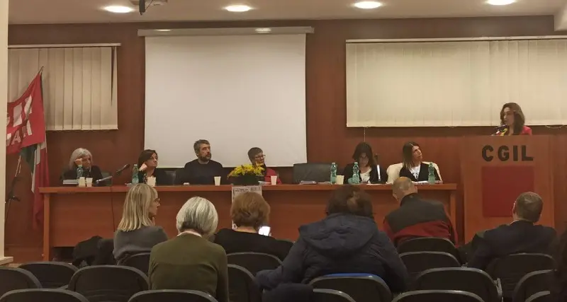 Cgil Cagliari: l'8 marzo si parla di aborto