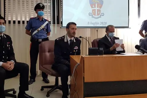 Il procuratore della Repubblica di Terni Alberto Liguori durante la conferenza stampa per illustrare le indagini che hanno portato al fermo di quarantunenne per i due ragazzi trovati ieri morti in casa a Terni, 8 luglio 2020.\\nANSA/Federica Liberotti