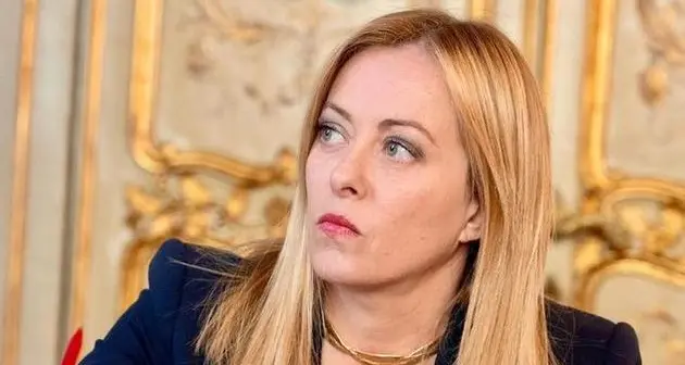 Meloni: \"Con Mattarella rapporti ottimi. Sinistra allo sbando\"