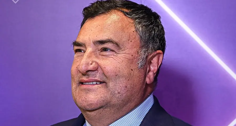 Lutto nel calcio. Morto il dg della Fiorentina Joe Barone