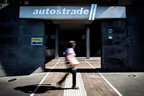 L\\u00C2?esterno della sede di \\'\\'Autostrade per l\\'Italia\\'\\', Roma, 14 luglio 2020. ANSA/ANGELO CARCONI