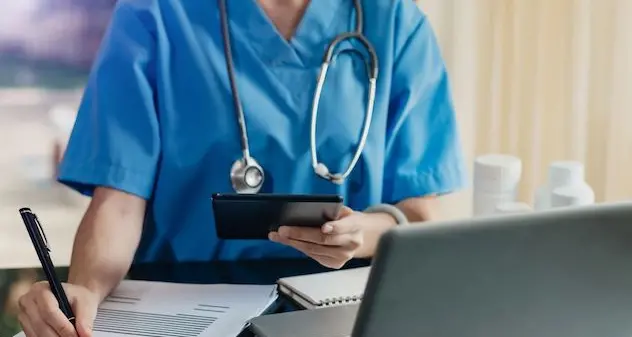 Oschiri. Pazienti in coda dalle 5:15 per andare dal medico