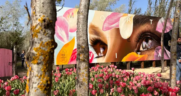 \"Morte è Vita\", murale simbolo di speranza e riflessione nel Giardino di Lu